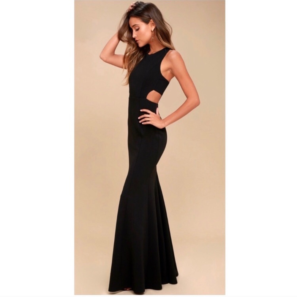 LuLu’s Loving Embrace Maxi Cut Out Dress